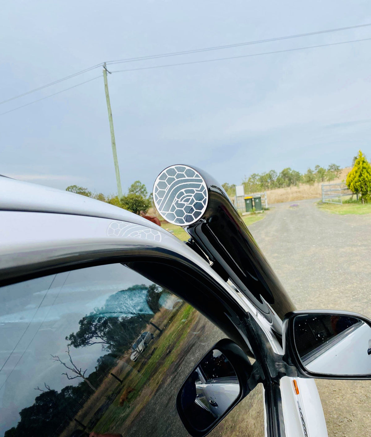 Toyota Hilux N70 - (2005 - 2014) - Short Entry DUAL Snorkels - Seamless Powder Coated