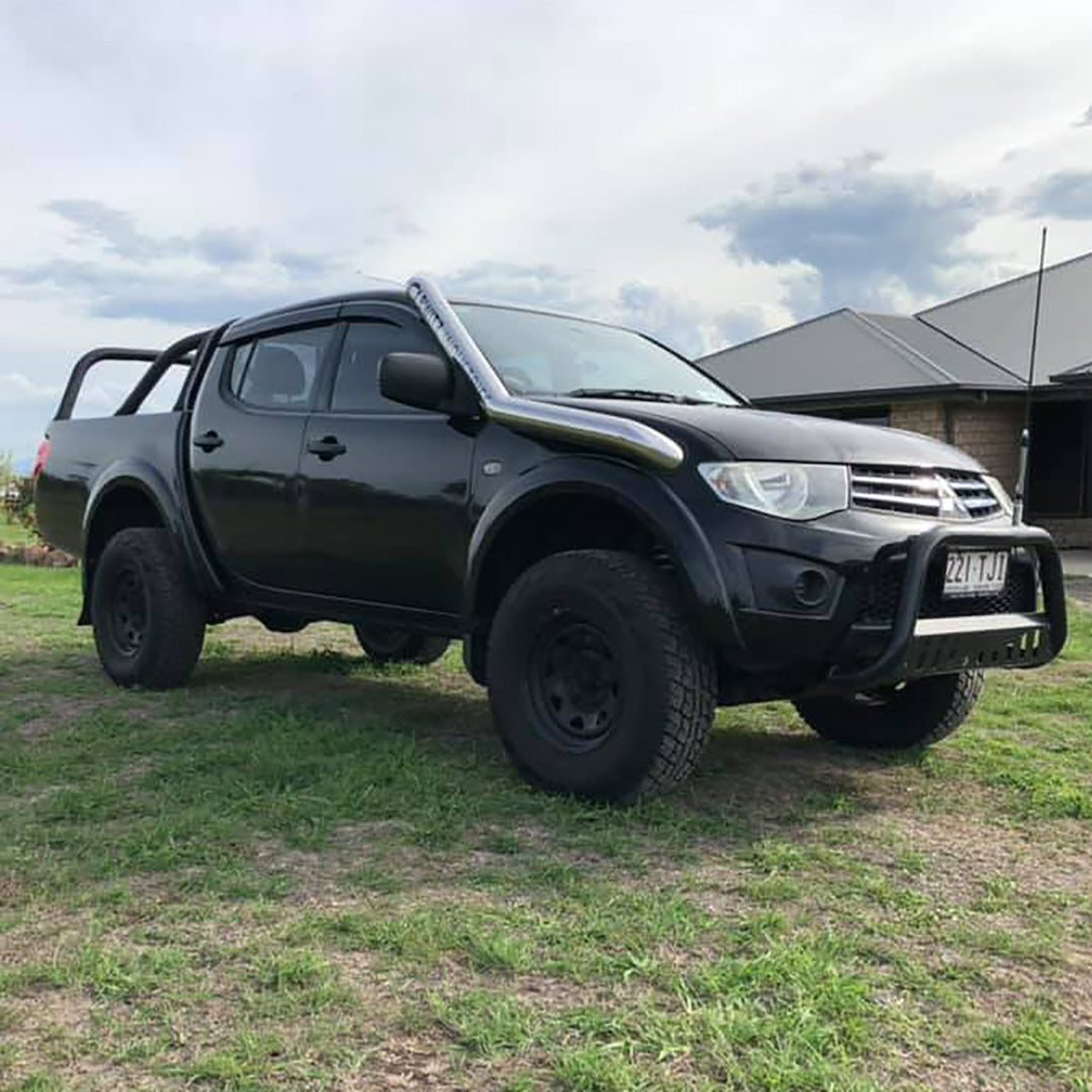 Mitsubishi Triton MN - (2009 - 2014) - Long Entry Snorkel - Seamless Polished