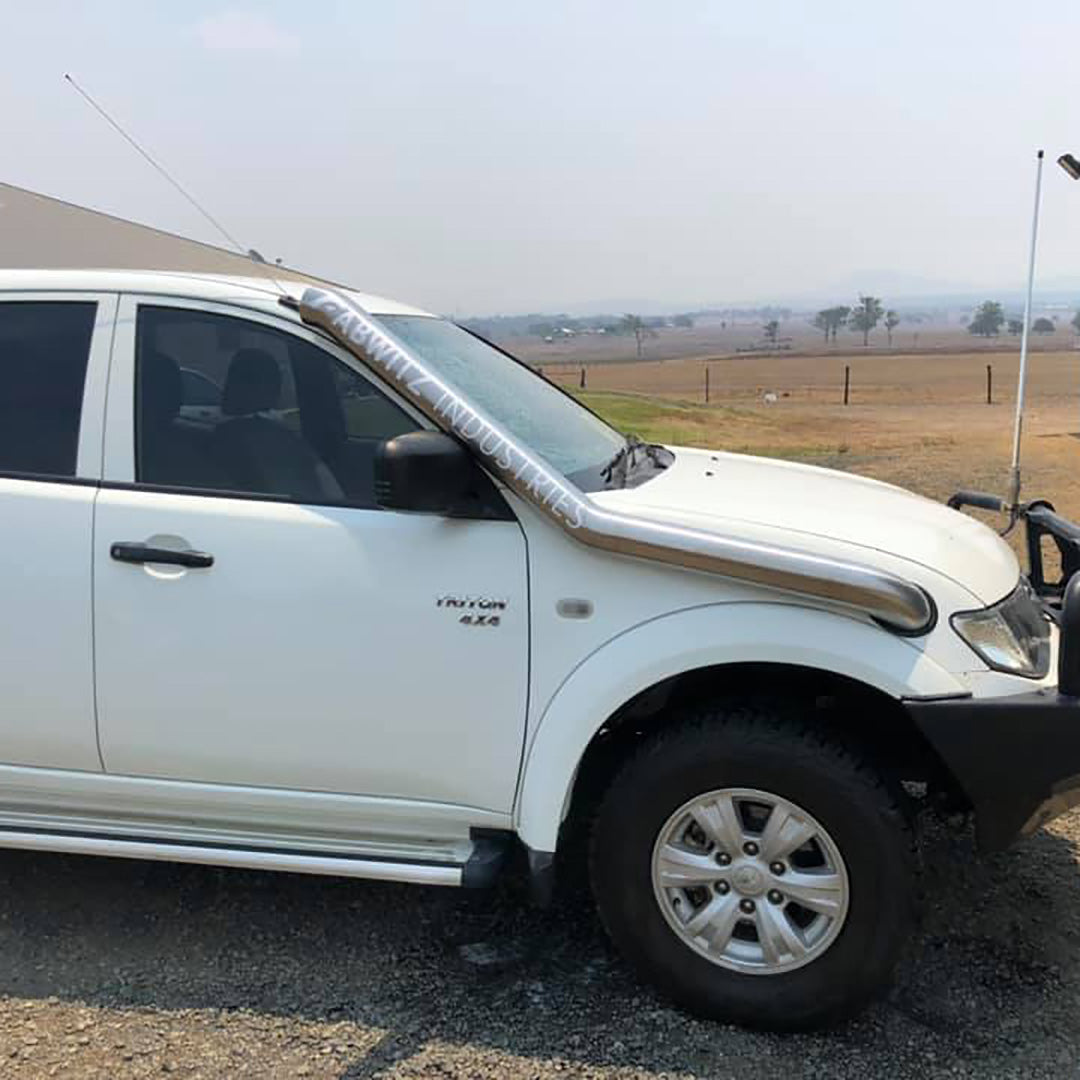 Mitsubishi Triton MN - (2009 - 2014) - Long Entry Snorkel - Seamless Polished